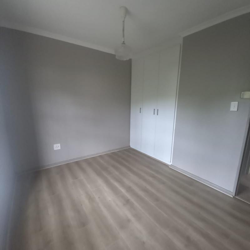To Let 2 Bedroom Property for Rent in Oakglen Western Cape